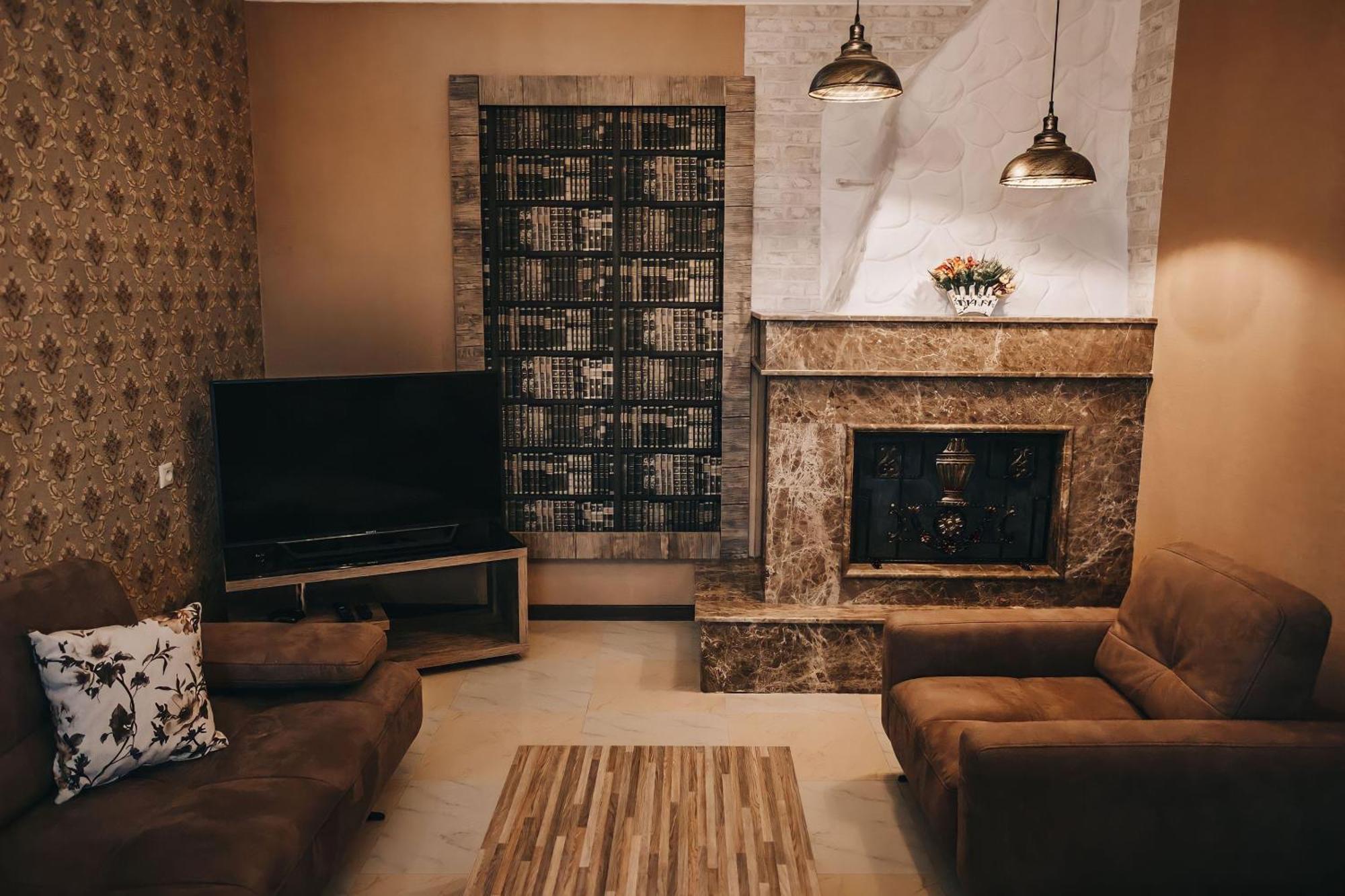 7 Rooms Hotel Tserovani Екстер'єр фото